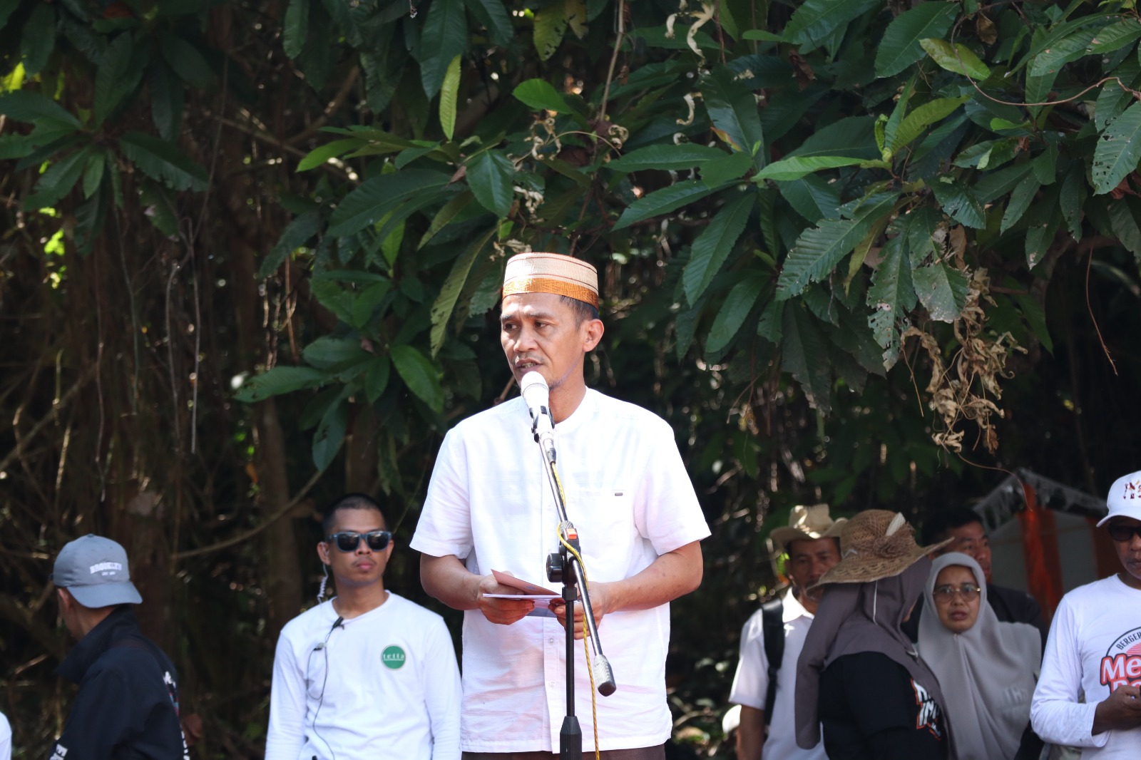 Festival Libukang Rektor Abbas Sampaikan Sejarah Singkat Pulau Libukang