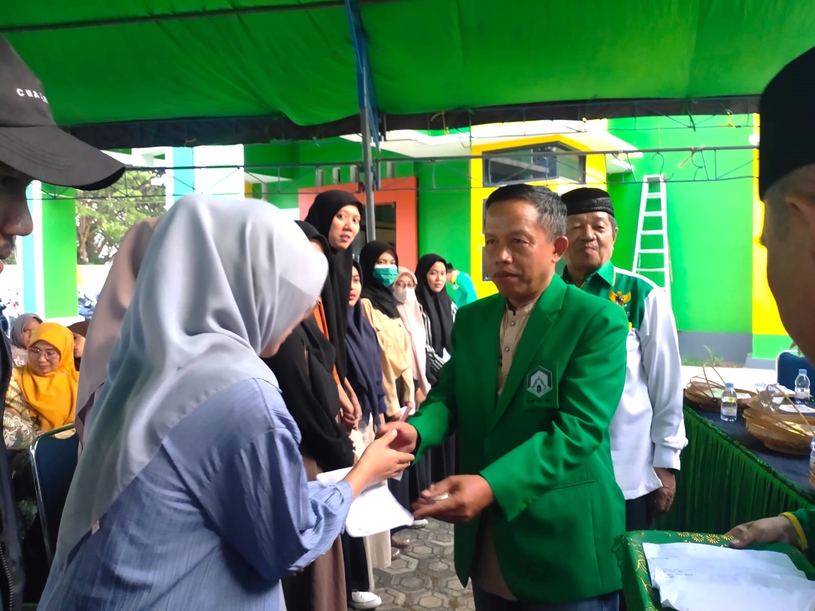 13 Mahasiswa IAIN Palopo Dapatkan Bantuan Penyelesaian Studi dari Baznas Kota Palopo